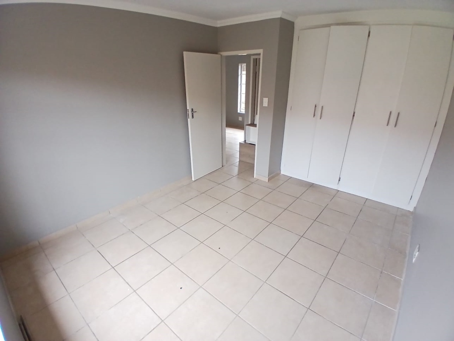 To Let 2 Bedroom Property for Rent in Equestria Gauteng