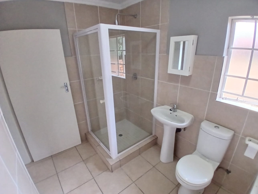 To Let 2 Bedroom Property for Rent in Equestria Gauteng