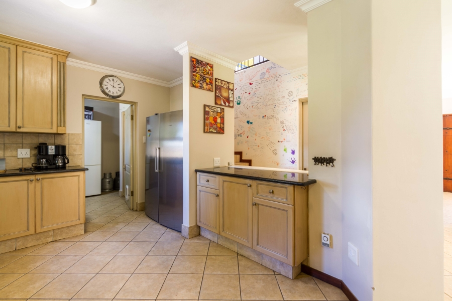 4 Bedroom Property for Sale in Silver Lakes Golf Estate Gauteng