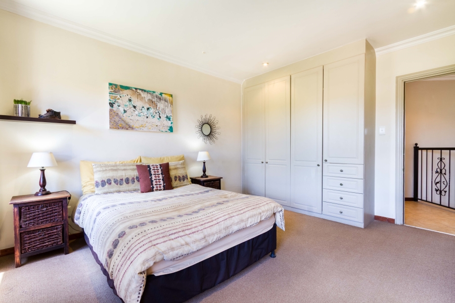 4 Bedroom Property for Sale in Silver Lakes Golf Estate Gauteng