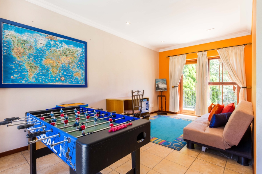 4 Bedroom Property for Sale in Silver Lakes Golf Estate Gauteng