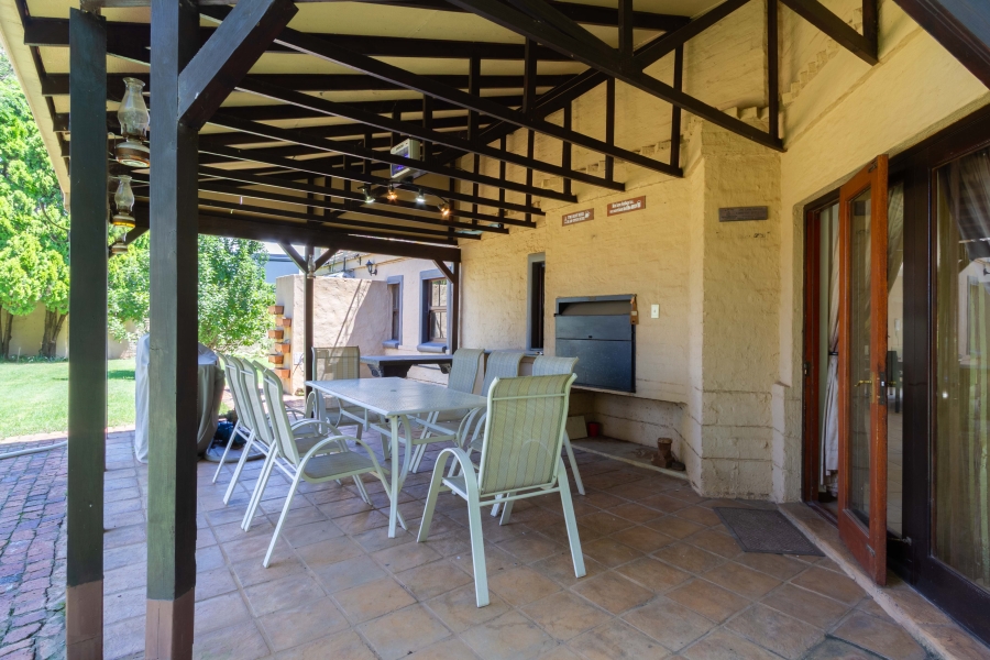 4 Bedroom Property for Sale in Silver Lakes Golf Estate Gauteng