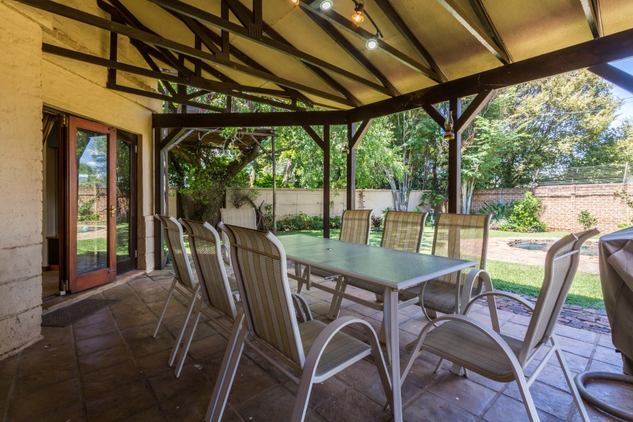 4 Bedroom Property for Sale in Silver Lakes Golf Estate Gauteng