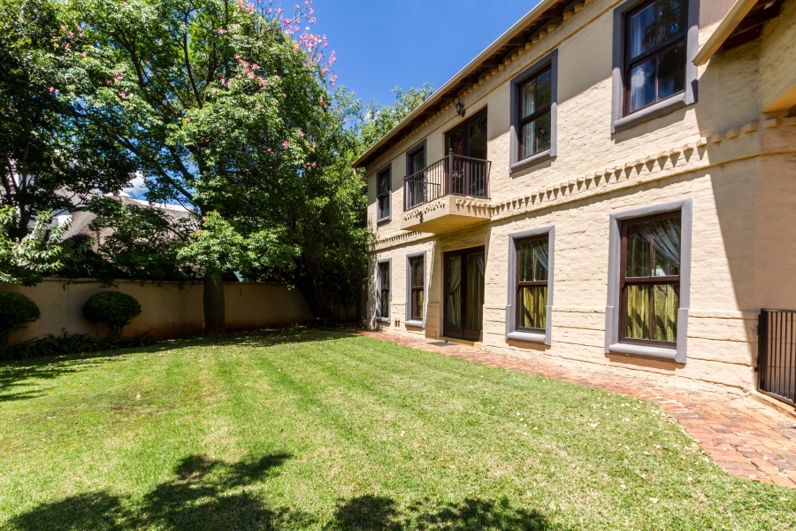 4 Bedroom Property for Sale in Silver Lakes Golf Estate Gauteng