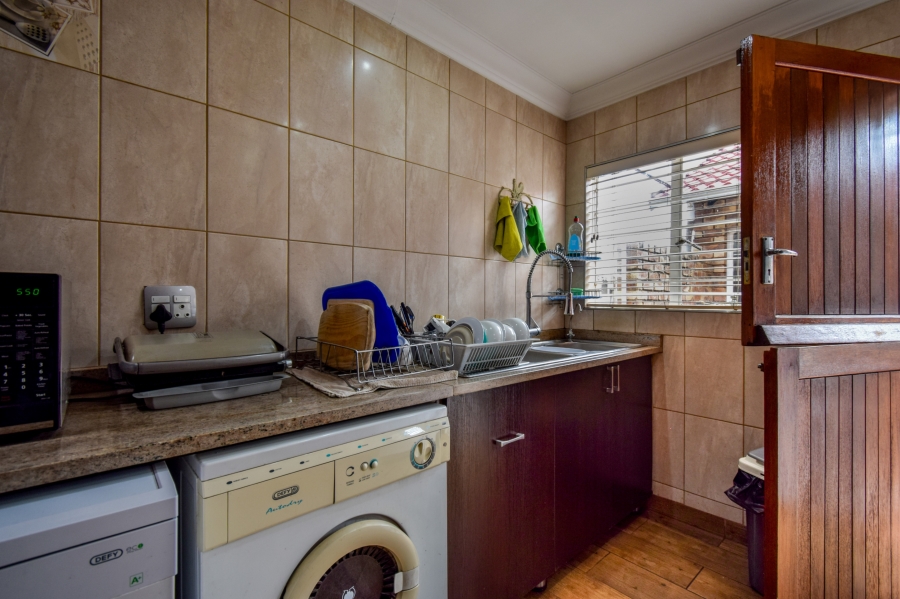 5 Bedroom Property for Sale in Montana Park Gauteng