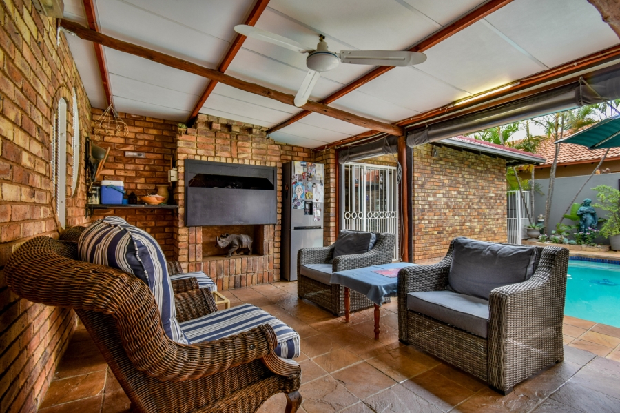 5 Bedroom Property for Sale in Montana Park Gauteng