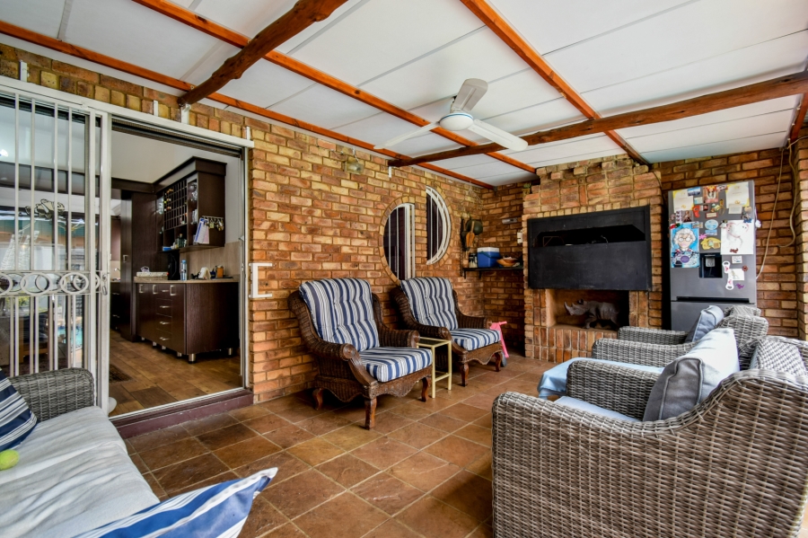 5 Bedroom Property for Sale in Montana Park Gauteng