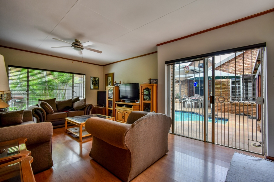 5 Bedroom Property for Sale in Montana Park Gauteng