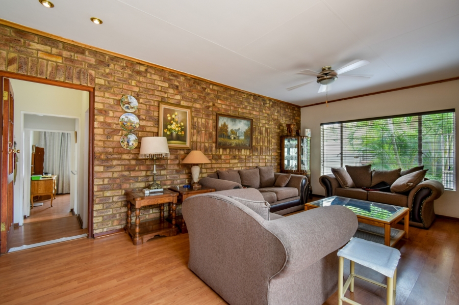 5 Bedroom Property for Sale in Montana Park Gauteng