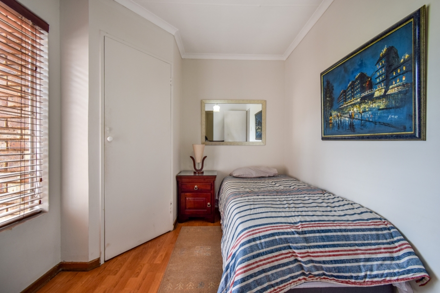 5 Bedroom Property for Sale in Montana Park Gauteng