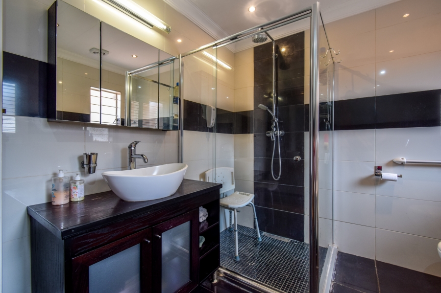 5 Bedroom Property for Sale in Montana Park Gauteng