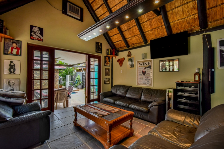 5 Bedroom Property for Sale in Montana Park Gauteng