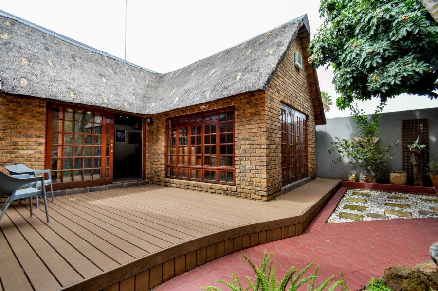 5 Bedroom Property for Sale in Montana Park Gauteng