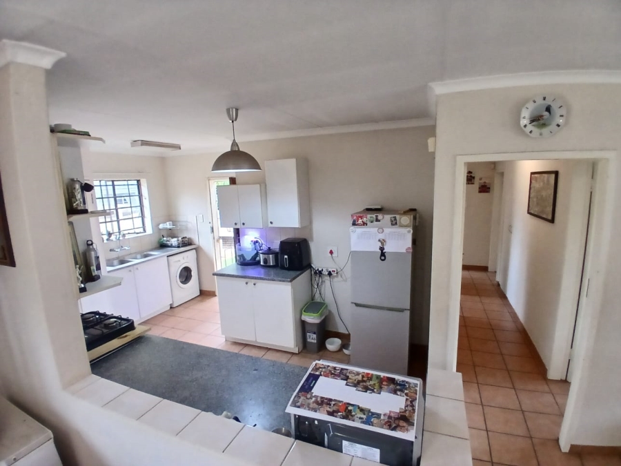 To Let 3 Bedroom Property for Rent in Moregloed Gauteng