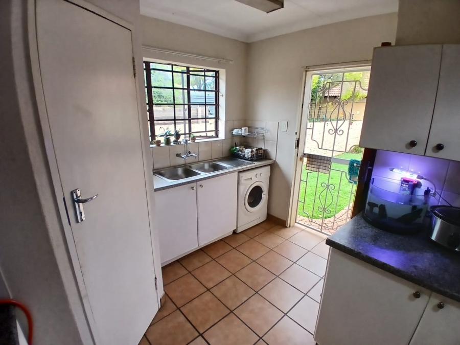 To Let 3 Bedroom Property for Rent in Moregloed Gauteng