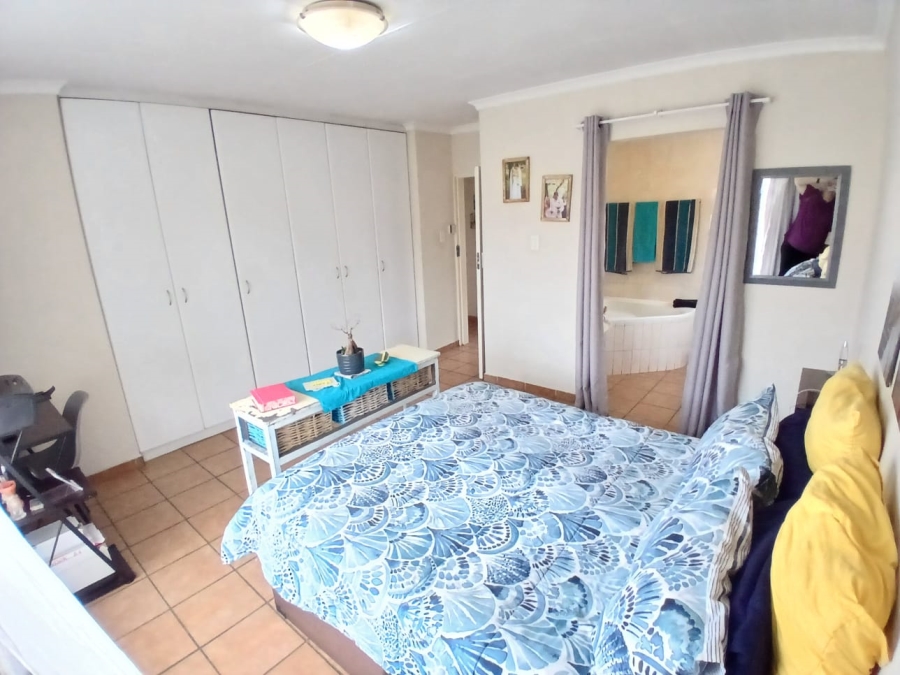 To Let 3 Bedroom Property for Rent in Moregloed Gauteng