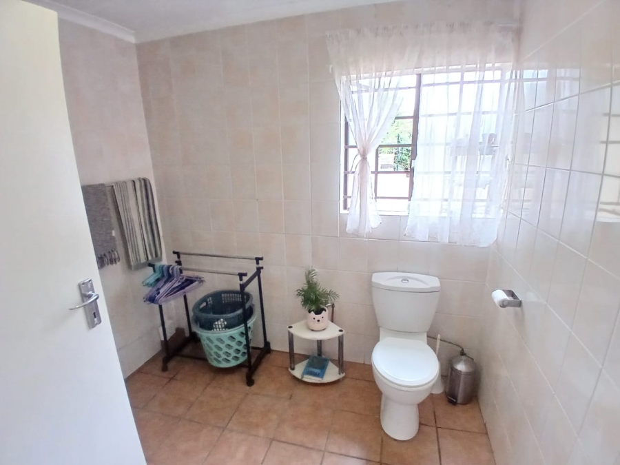 To Let 3 Bedroom Property for Rent in Moregloed Gauteng