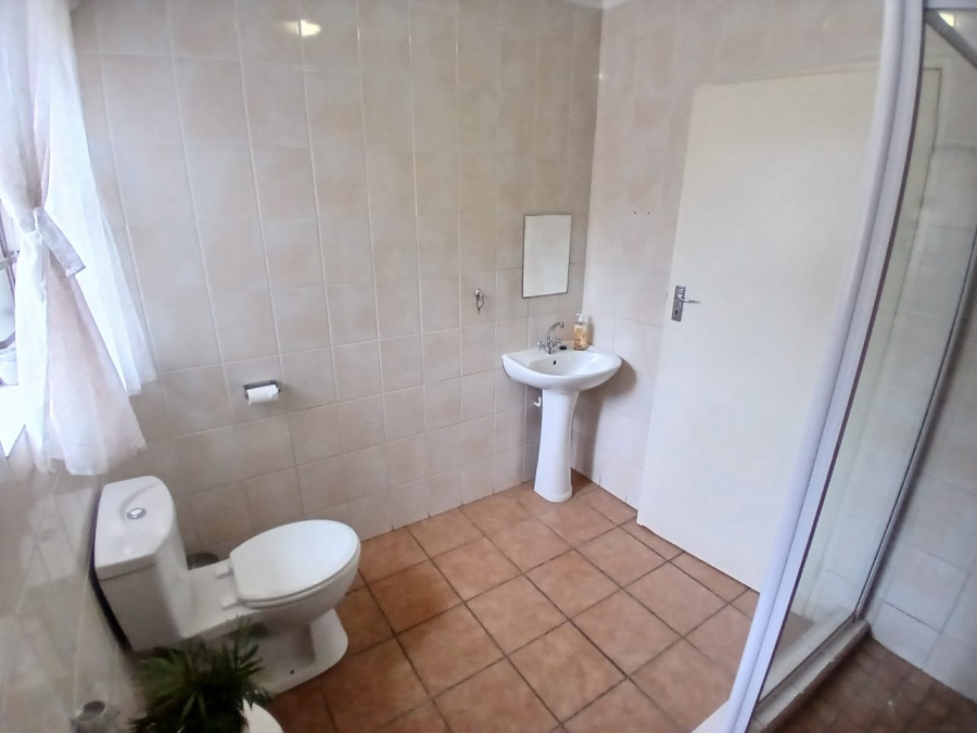 To Let 3 Bedroom Property for Rent in Moregloed Gauteng