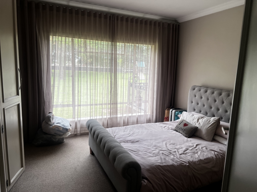 4 Bedroom Property for Sale in Kameeldrift East Gauteng