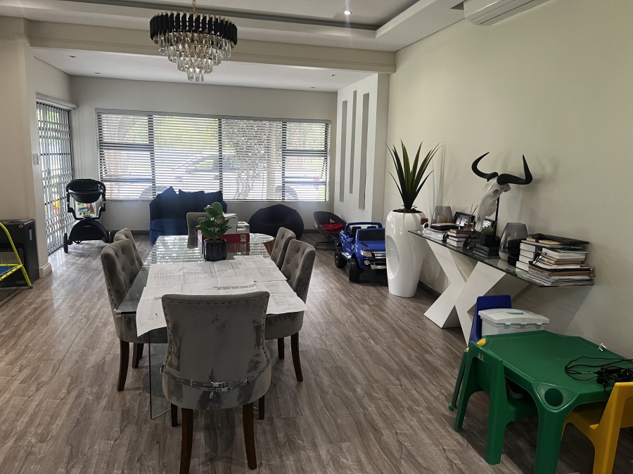 4 Bedroom Property for Sale in Kameeldrift East Gauteng