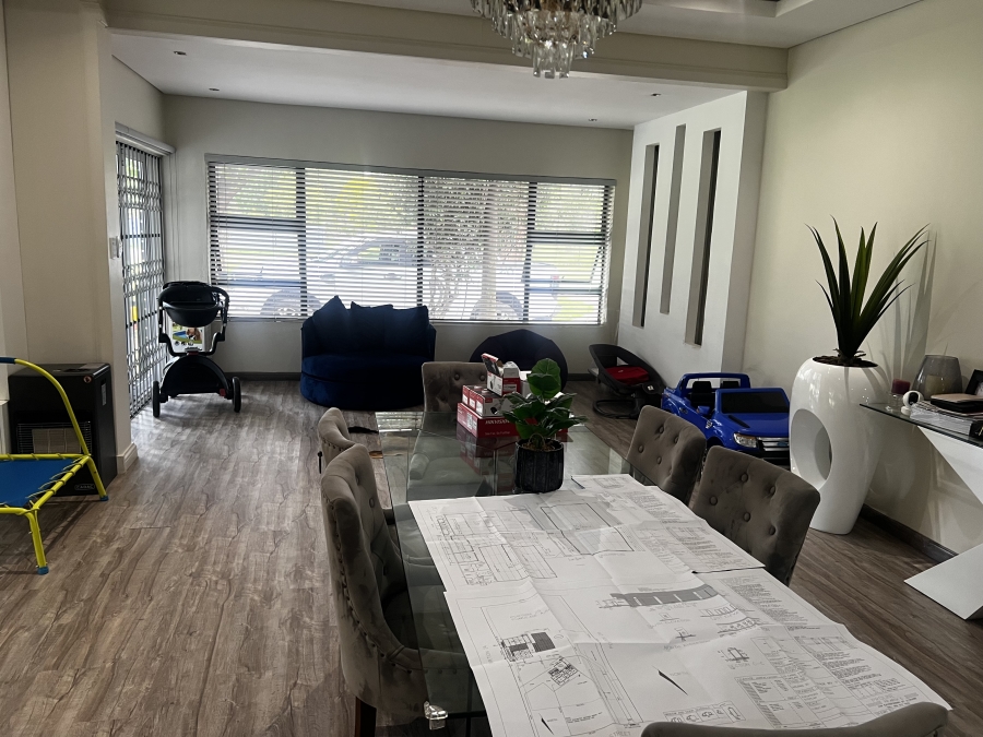 4 Bedroom Property for Sale in Kameeldrift East Gauteng