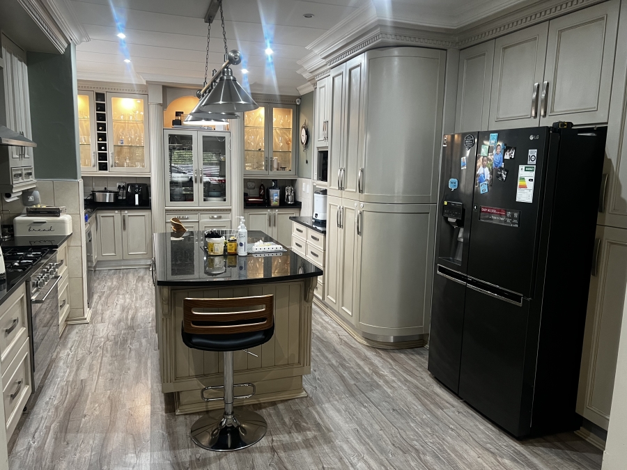 4 Bedroom Property for Sale in Kameeldrift East Gauteng