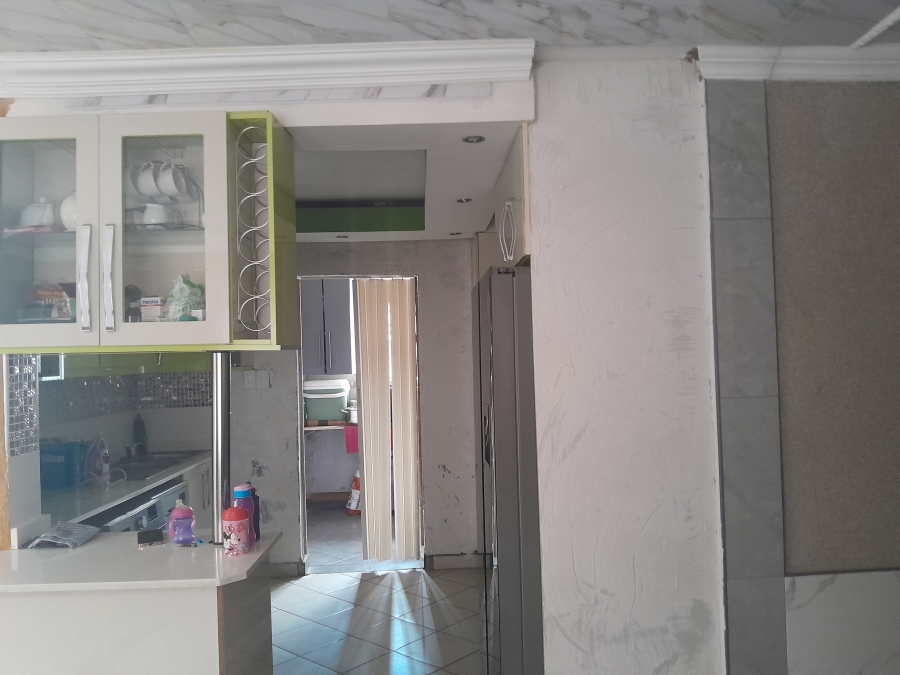 3 Bedroom Property for Sale in Glenway Estate Gauteng