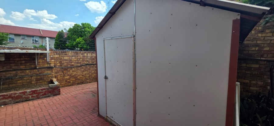 2 Bedroom Property for Sale in Vanderbijlpark SE Gauteng