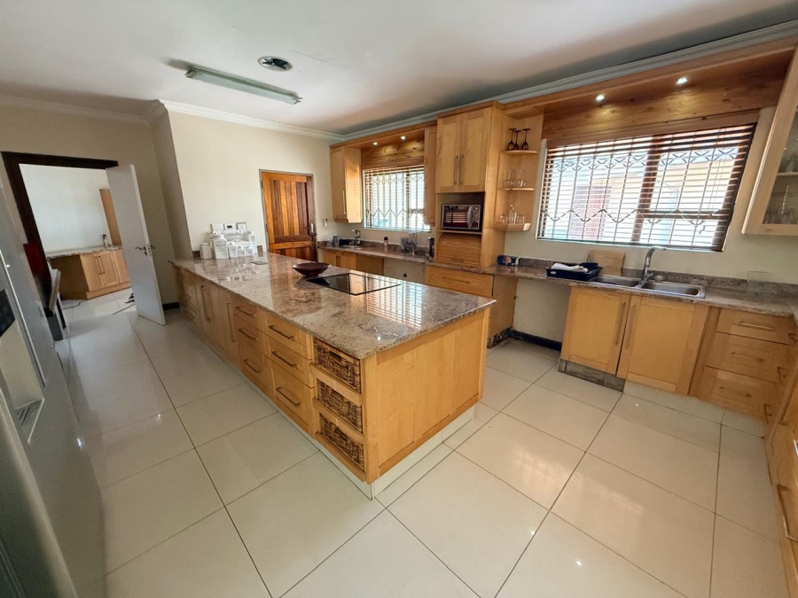 4 Bedroom Property for Sale in Three Rivers Proper Gauteng