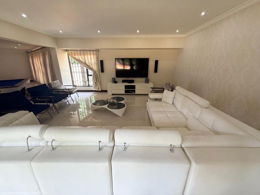 4 Bedroom Property for Sale in Three Rivers Proper Gauteng
