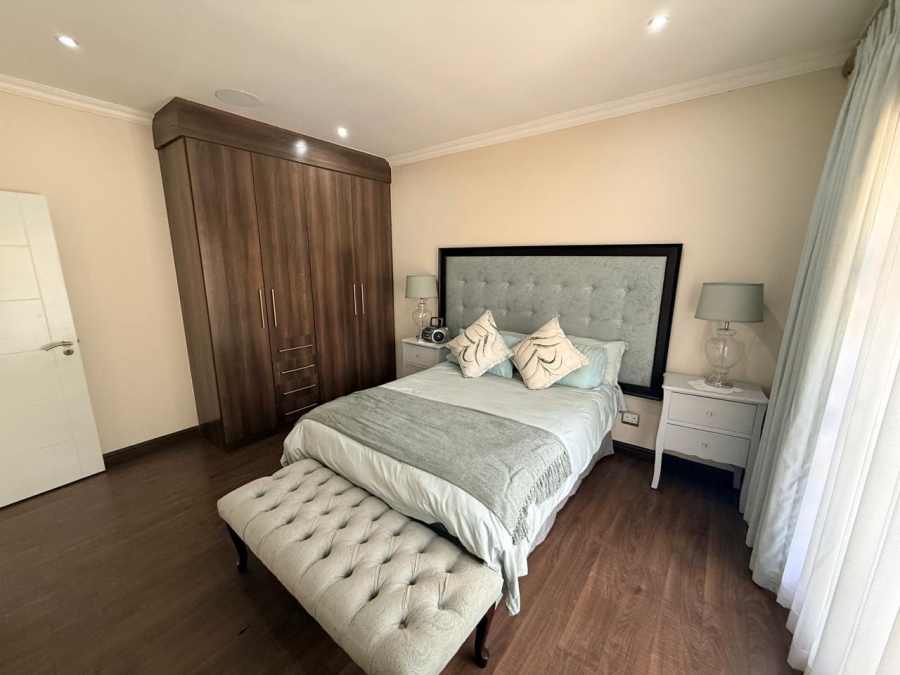 4 Bedroom Property for Sale in Three Rivers Proper Gauteng
