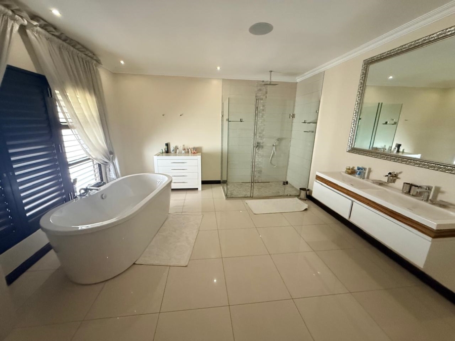 4 Bedroom Property for Sale in Three Rivers Proper Gauteng