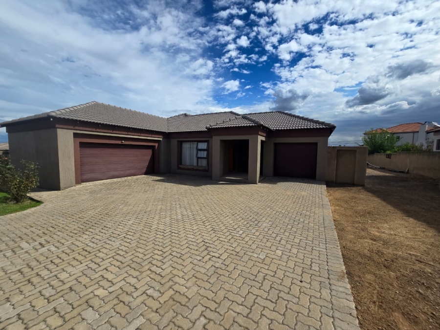 4 Bedroom Property for Sale in Three Rivers East Gauteng