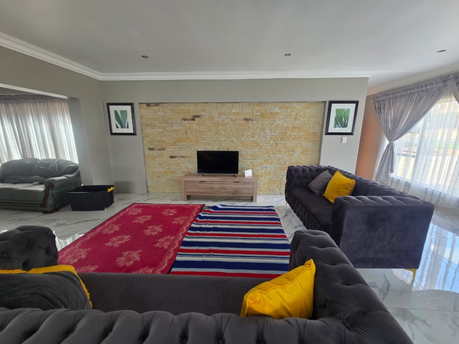 4 Bedroom Property for Sale in Three Rivers East Gauteng