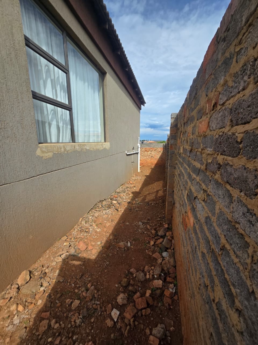 4 Bedroom Property for Sale in Three Rivers East Gauteng