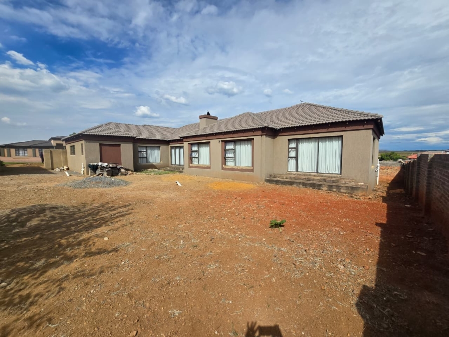 4 Bedroom Property for Sale in Three Rivers East Gauteng