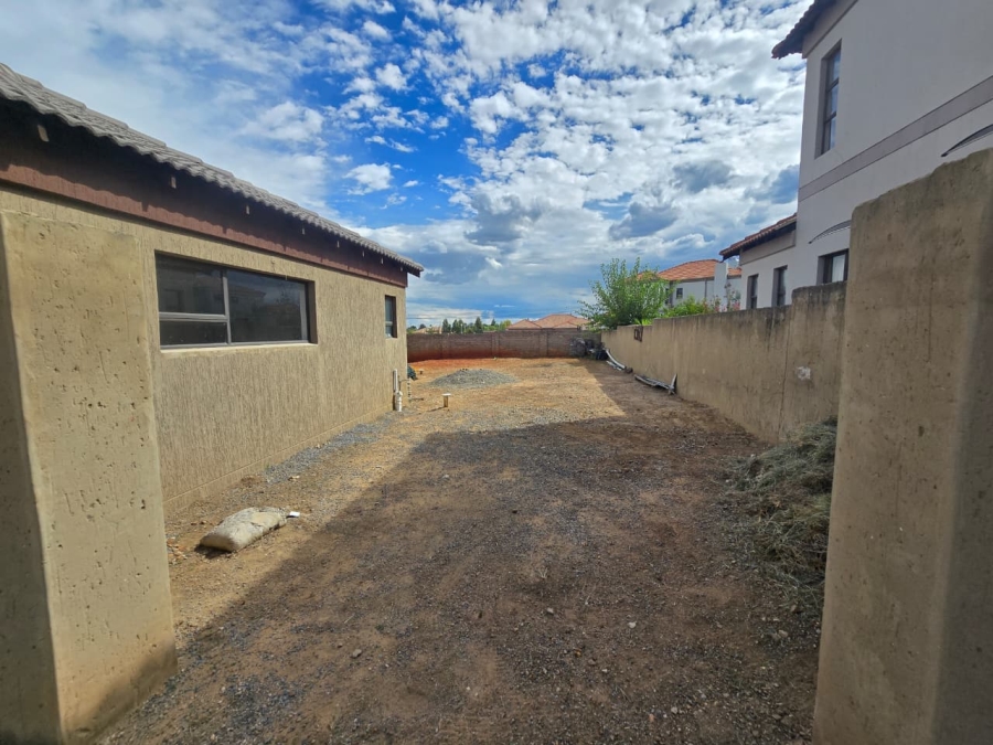 4 Bedroom Property for Sale in Three Rivers East Gauteng