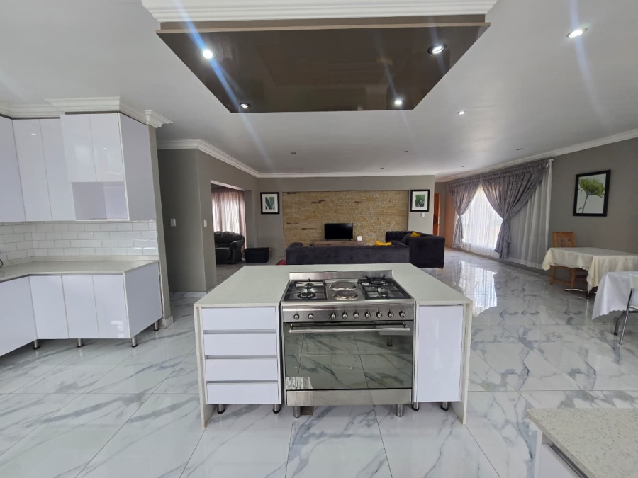 4 Bedroom Property for Sale in Three Rivers East Gauteng