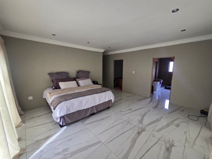 4 Bedroom Property for Sale in Three Rivers East Gauteng