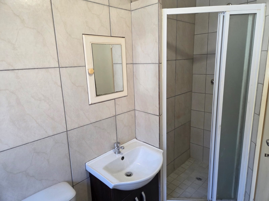 2 Bedroom Property for Sale in Sunninghill Gauteng