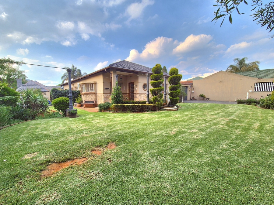 3 Bedroom Property for Sale in Dalview Gauteng