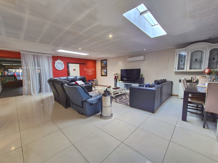 3 Bedroom Property for Sale in Dalview Gauteng