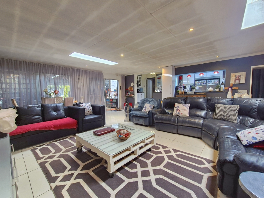 3 Bedroom Property for Sale in Dalview Gauteng