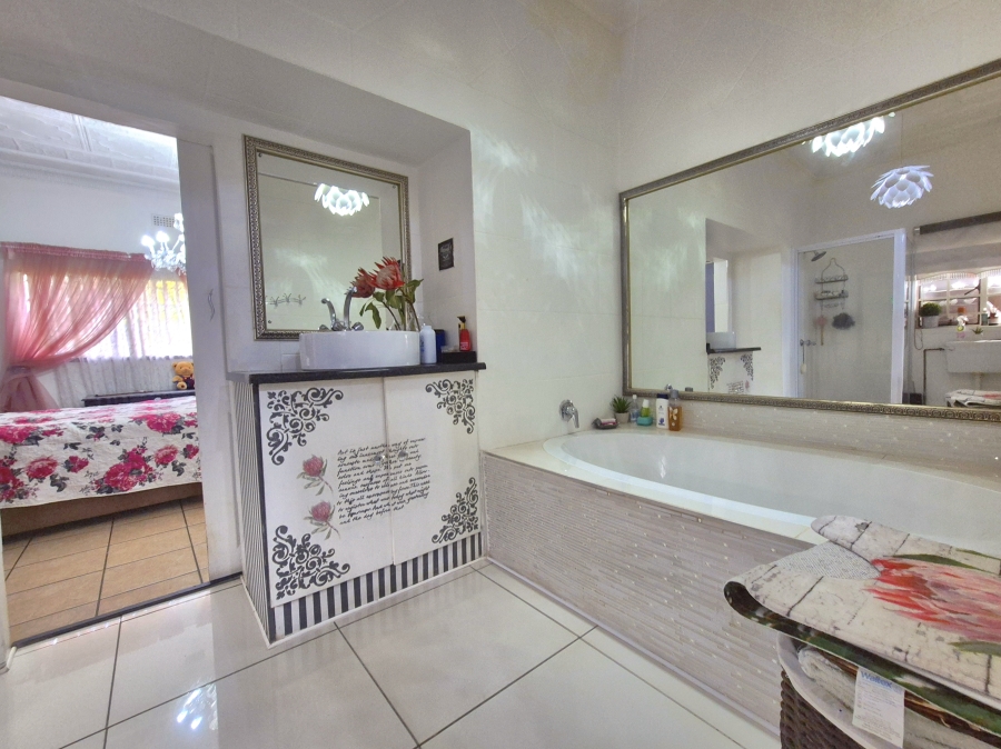 3 Bedroom Property for Sale in Dalview Gauteng