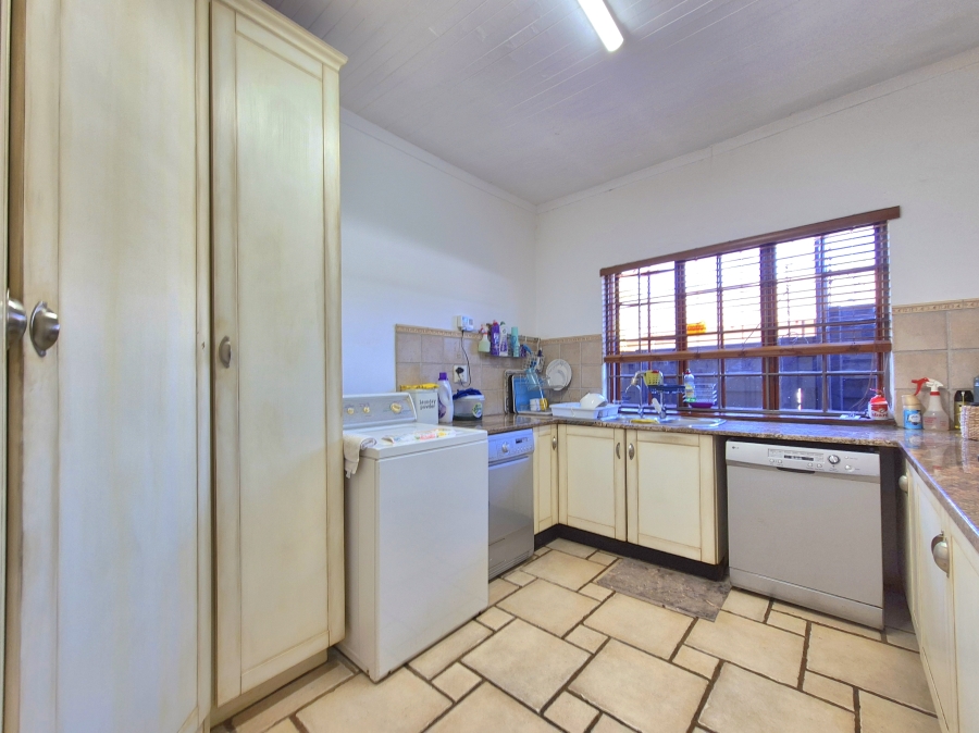 4 Bedroom Property for Sale in Dalview Gauteng