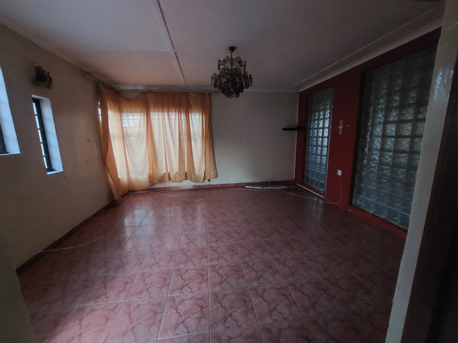 4 Bedroom Property for Sale in Shalimar Ridge Gauteng