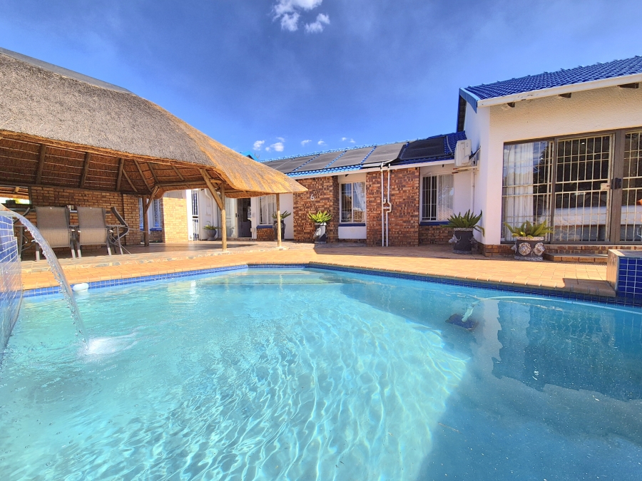 3 Bedroom Property for Sale in Brakpan North Gauteng