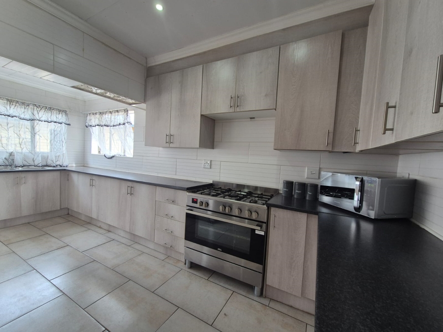 3 Bedroom Property for Sale in Vanderbijlpark SE 1 Gauteng