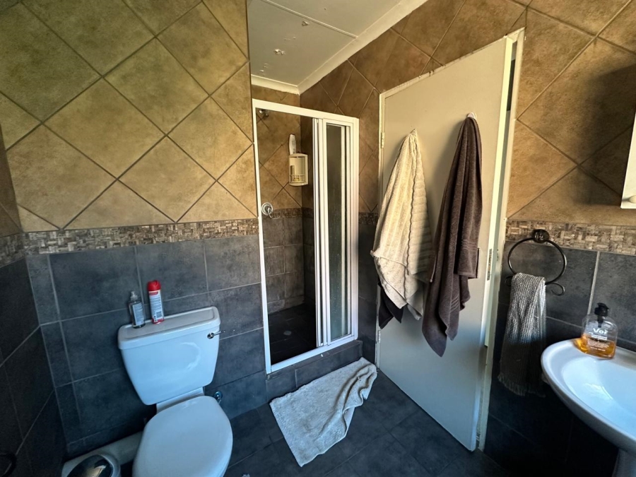 3 Bedroom Property for Sale in Wilgeheuwel Gauteng
