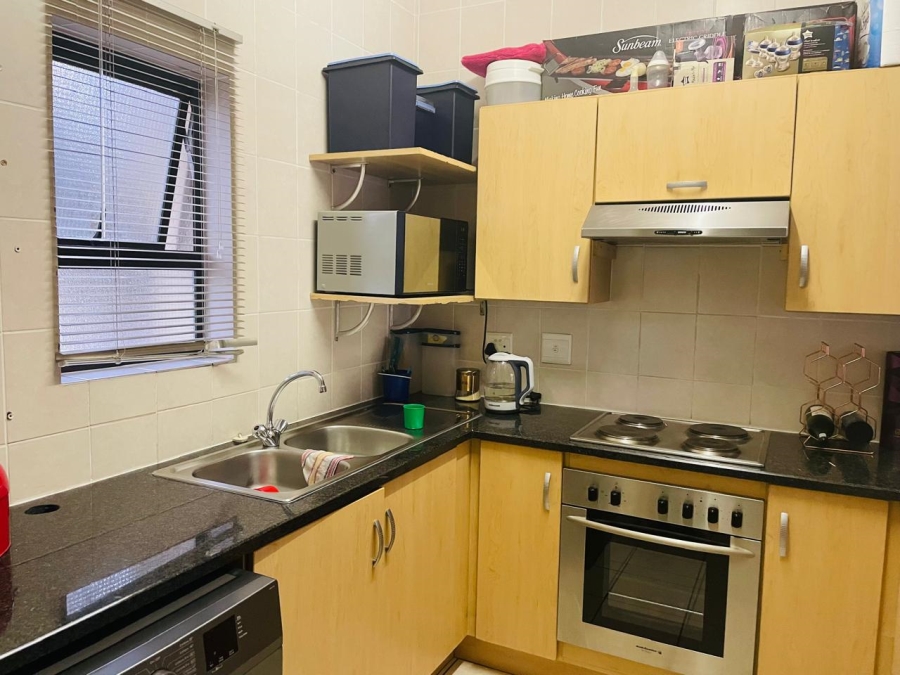 2 Bedroom Property for Sale in Lonehill Gauteng